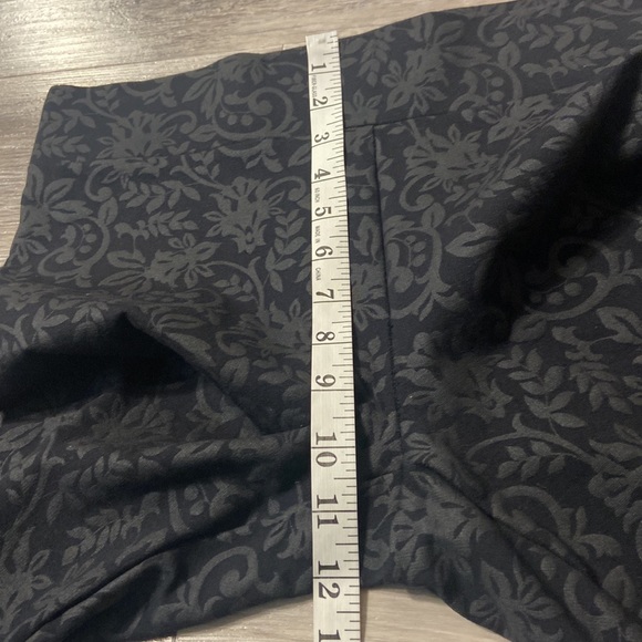 Ann Taylor Loft Legging - Picture 8 of 9